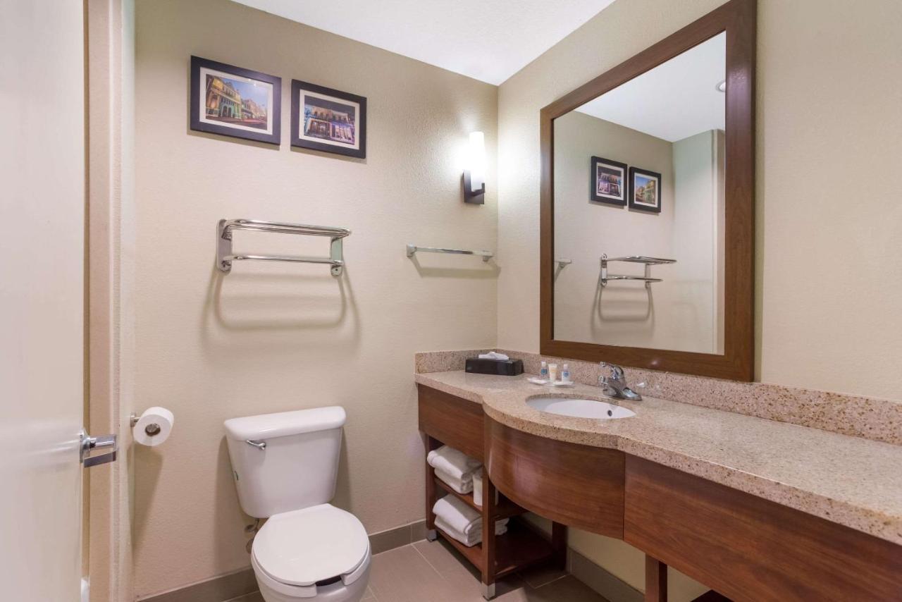 Comfort Suites North Mobile Saraland Bagian luar foto