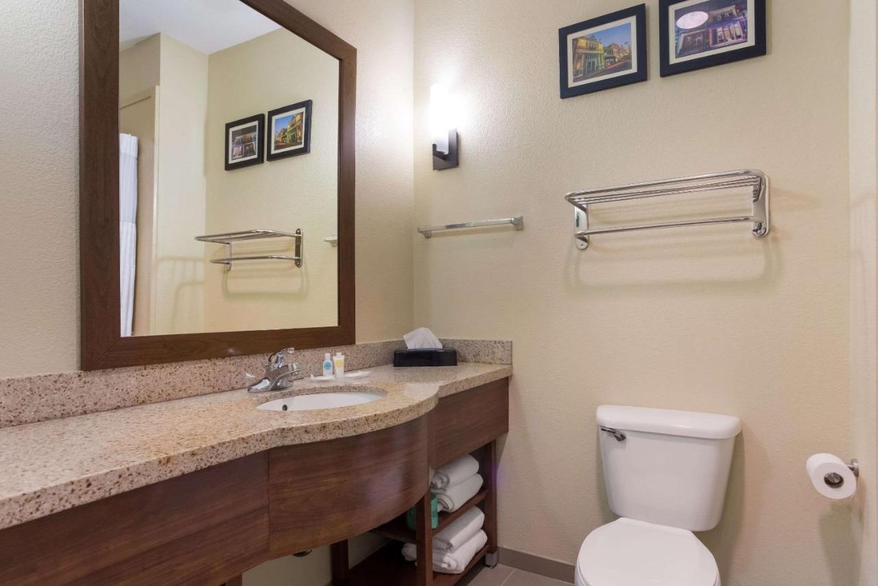 Comfort Suites North Mobile Saraland Bagian luar foto